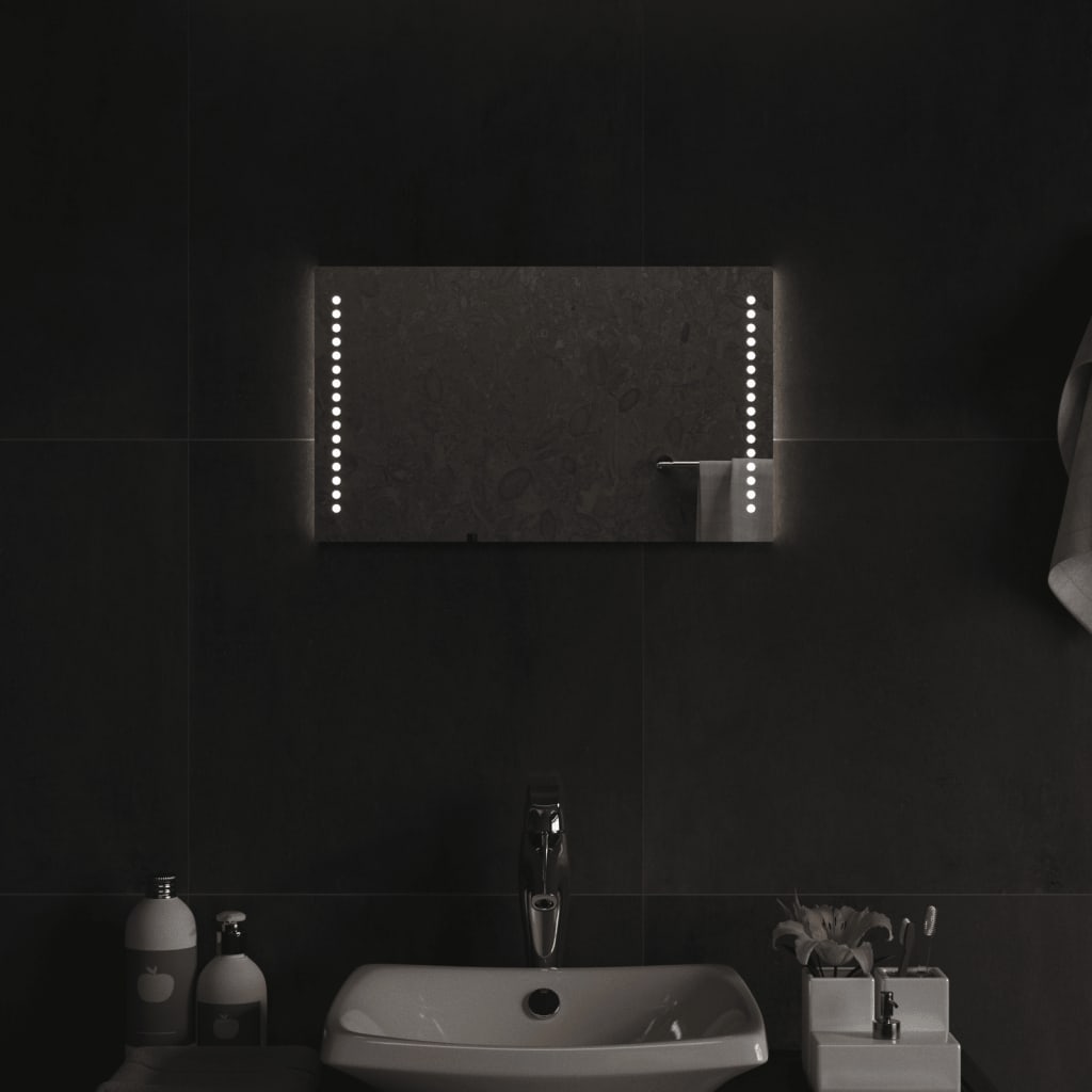 LED-es fürdőszobatükör 30 x 50 cm