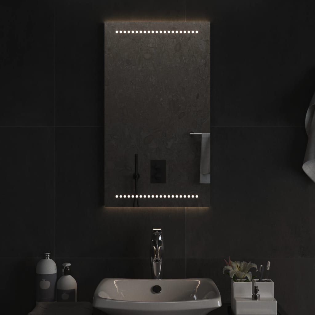 LED-es fürdőszobatükör 40x70 cm
