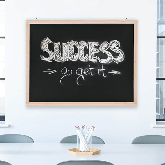 falra függeszthető cédrusfa iskolatábla 60 x 80 cm