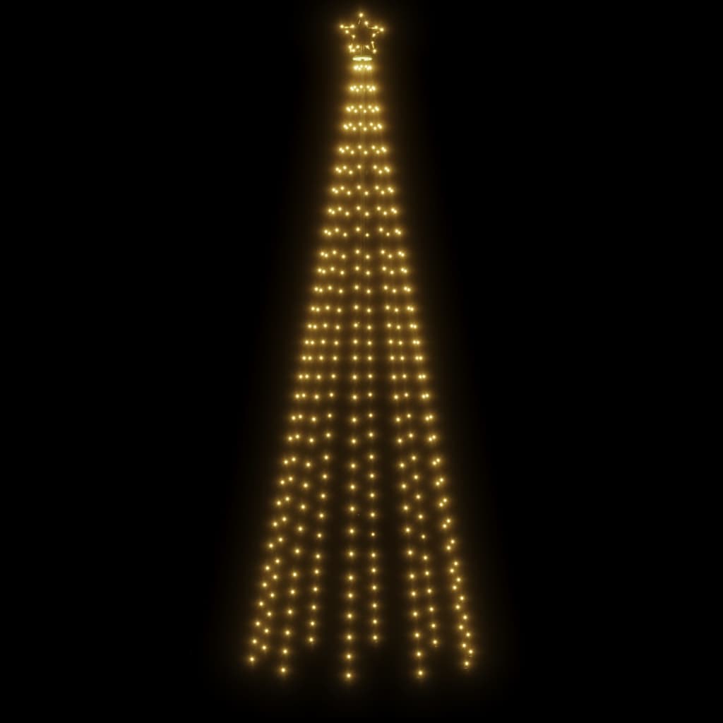 meleg fehér fényű karácsonyfa tüskével 310 LED-del 300 cm
