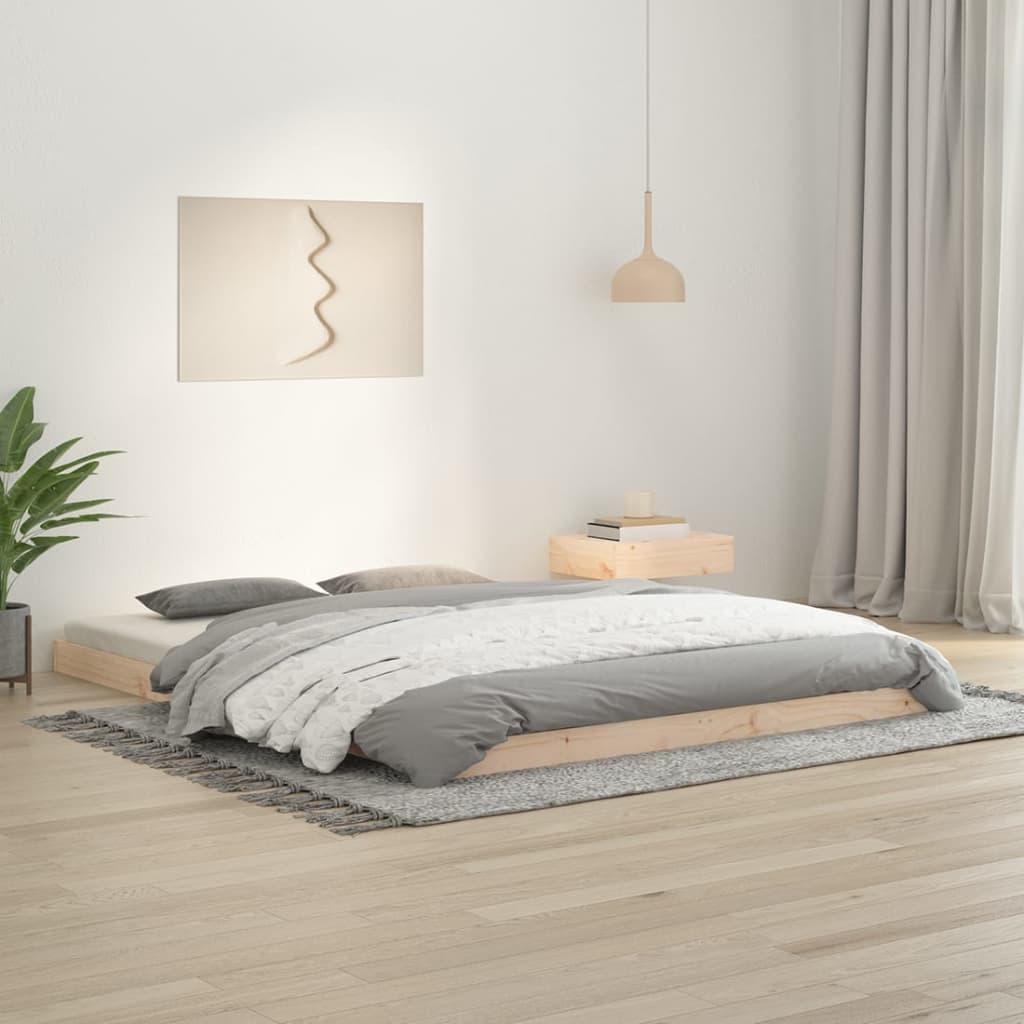 tömör fenyőfa ágykeret 150 x 200 cm King Size
