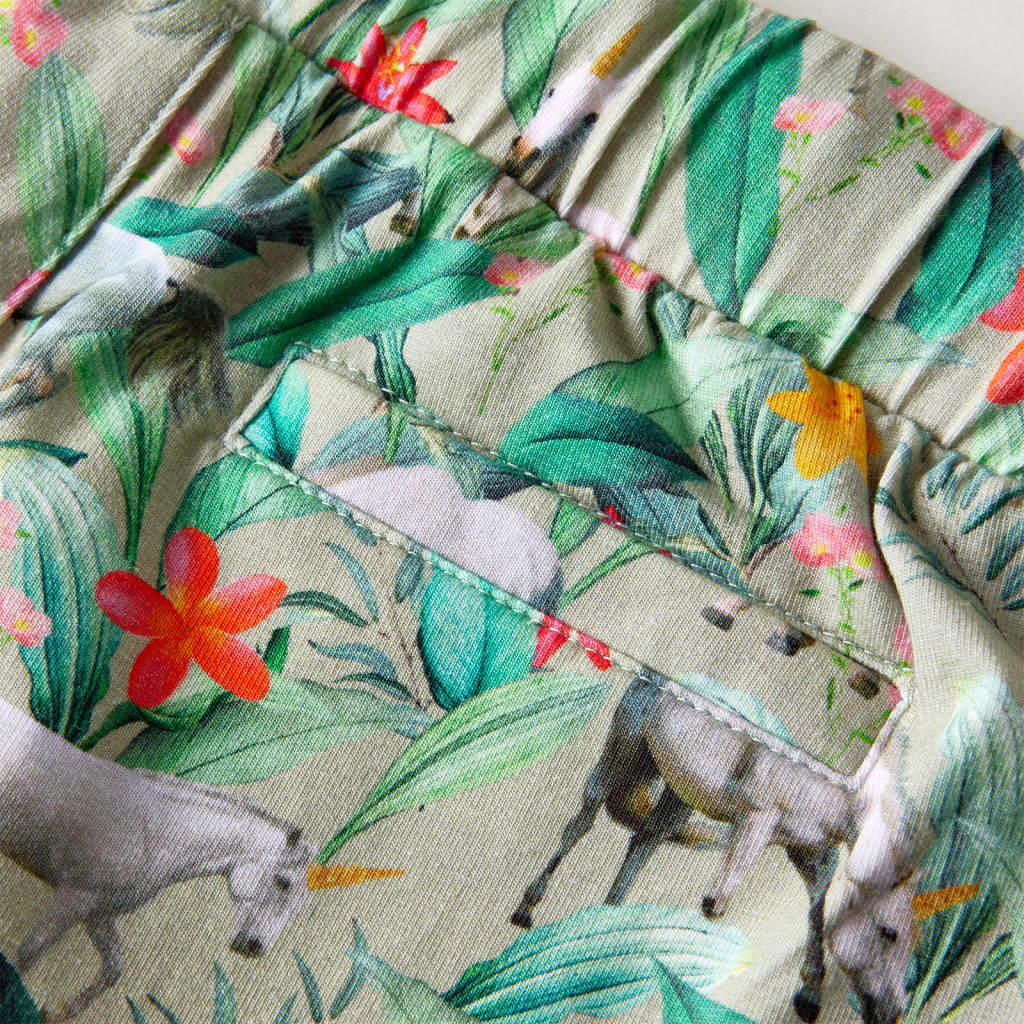 Világos keki gyerekrövidnadrág húzózsinórral 104